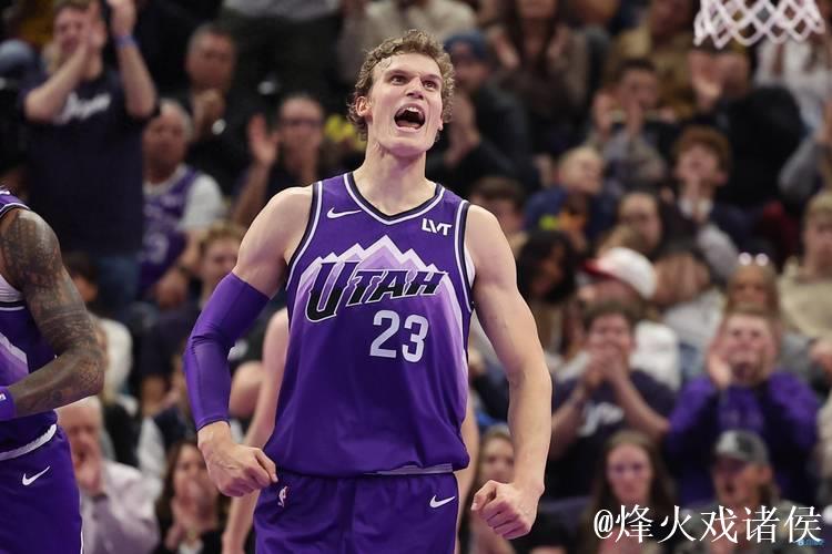 基扬特-乔治精彩过人拉杆上篮，爵士打出14-2反超独行侠4分